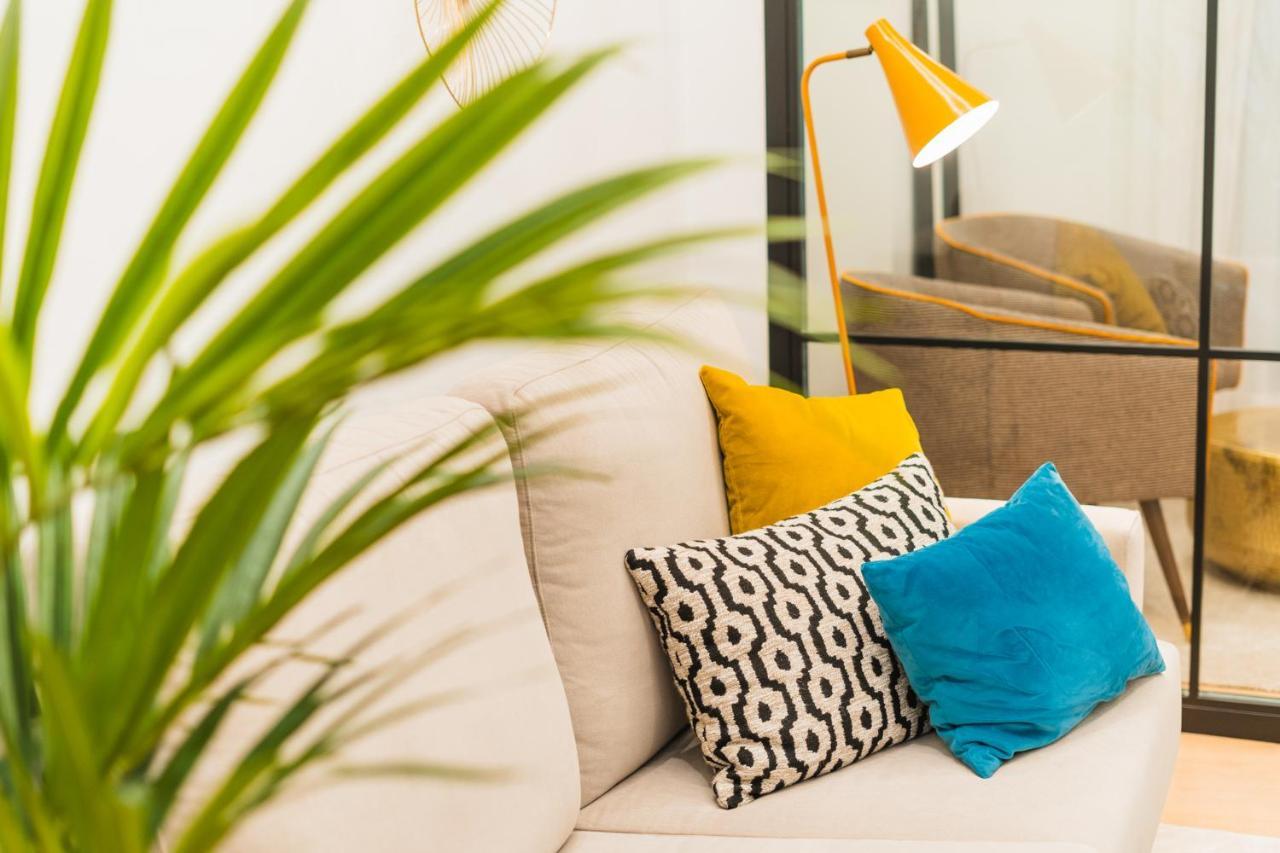 Debambu Suites مالقة المظهر الخارجي الصورة